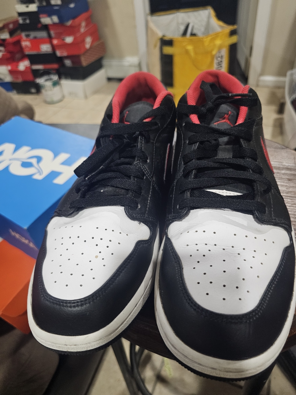 Jordan Low-Top Sneakers in Black/White/Red - Men's Shoes